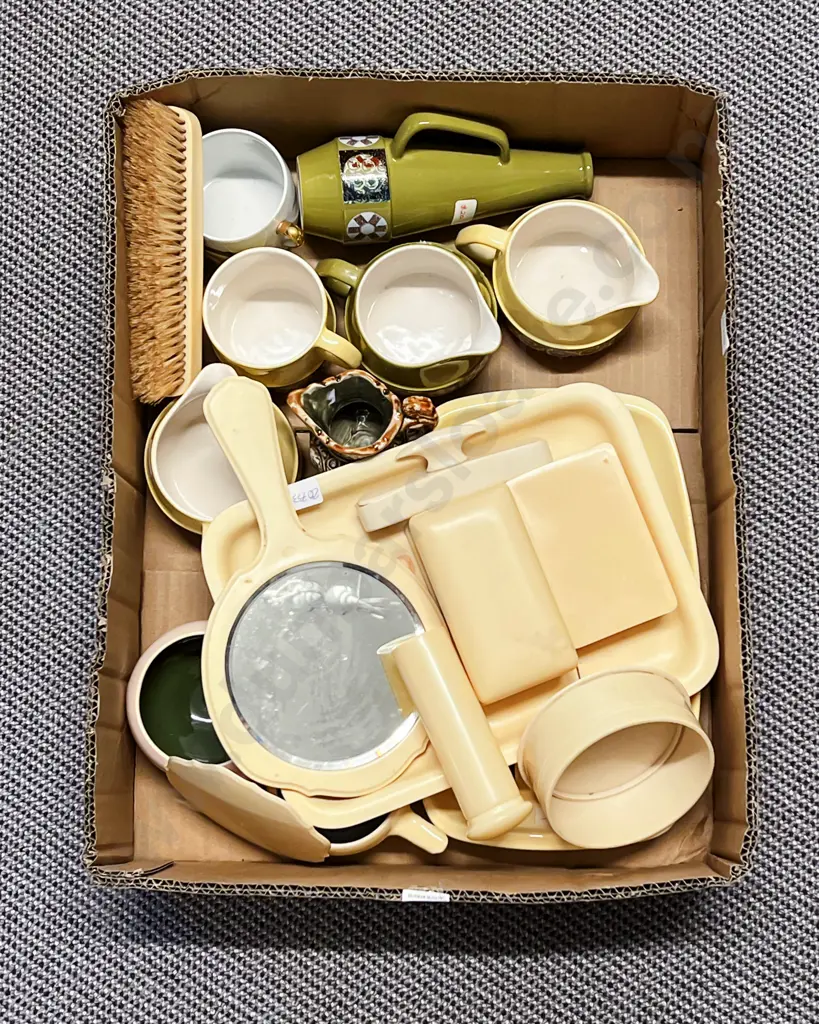 Box of Assorted Carltonware and Vintage Vanity Items Image 1++