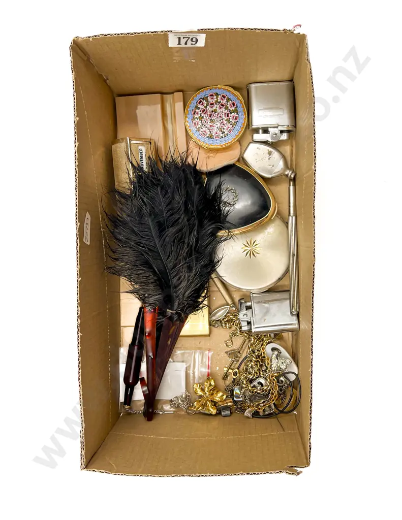 Qty of Assorted Including Lighters and Compacts Together With Costume Jewellery Etc Image 1++