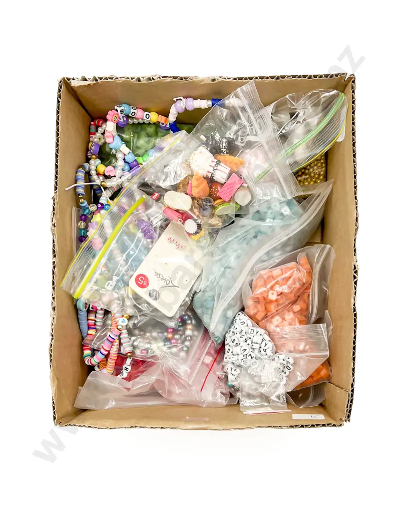 Qty of Assorted Beads and Costume Jewellery etc Image 1++