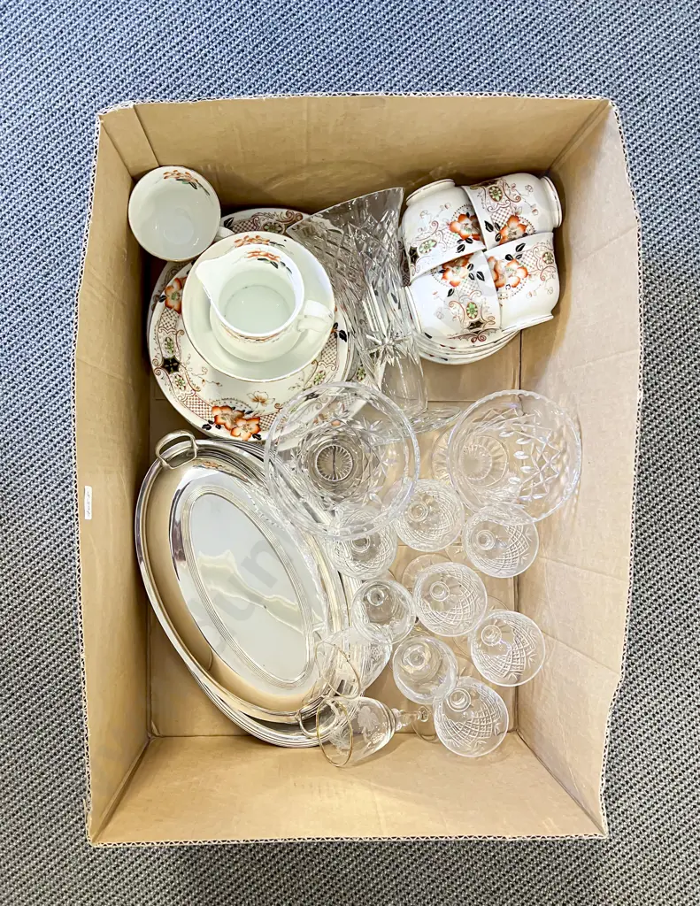 Box Quantity of Assorted China Image 1++