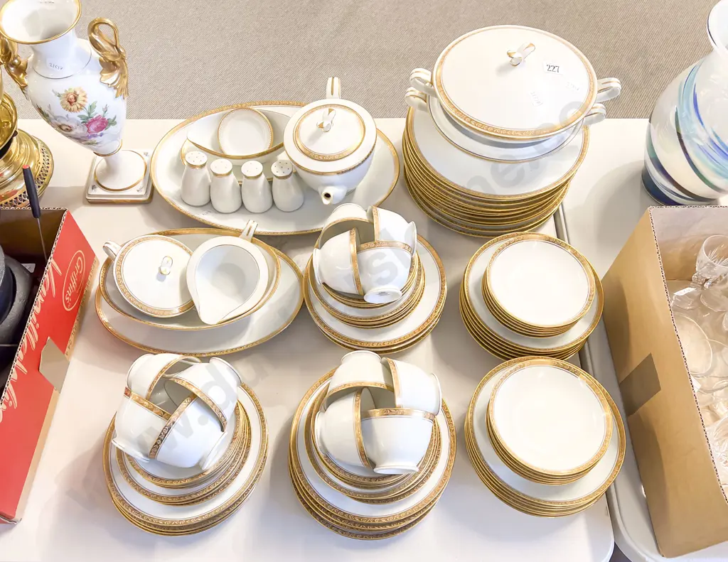 Noritake Part Dinnerset "Seville" Image 1++