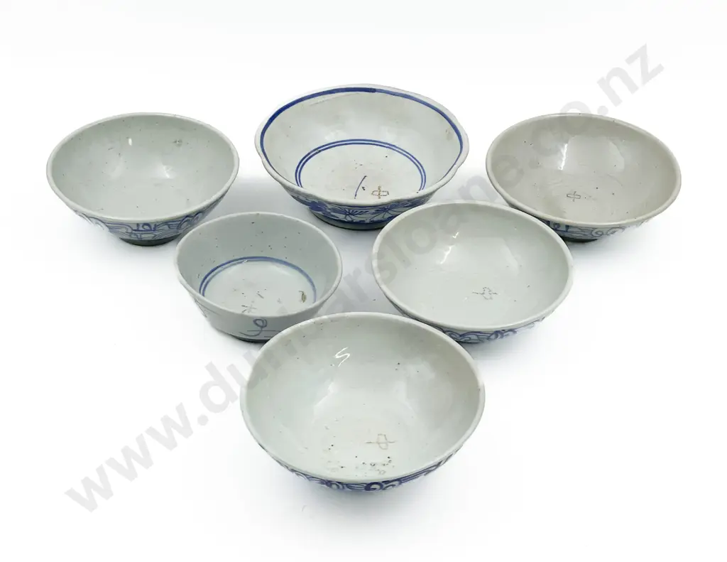 Six Chinese Blue and White Bowls Image 1++