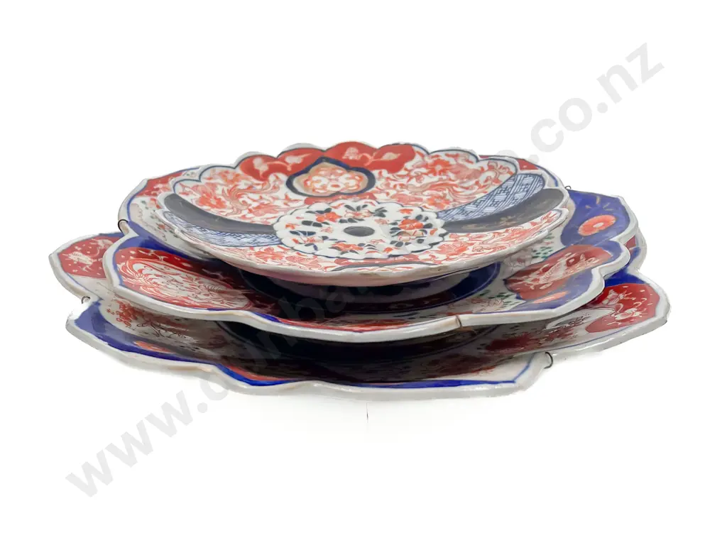 Three Imari Plates Image 1++