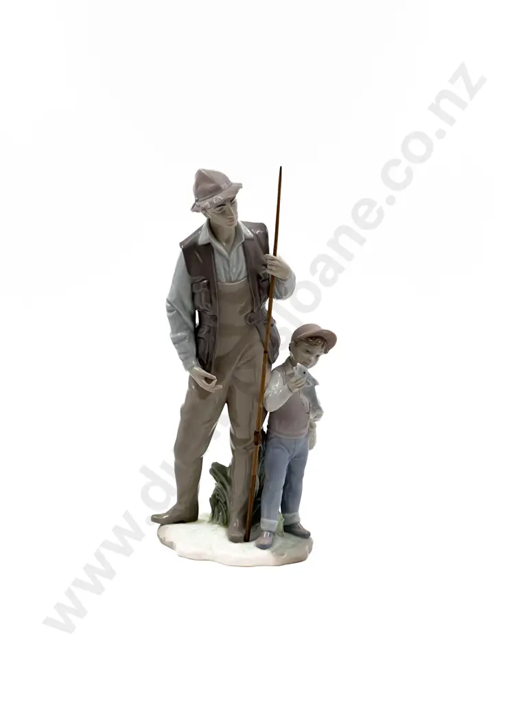 Lladro Figure Group A Father's Pride Image 1++