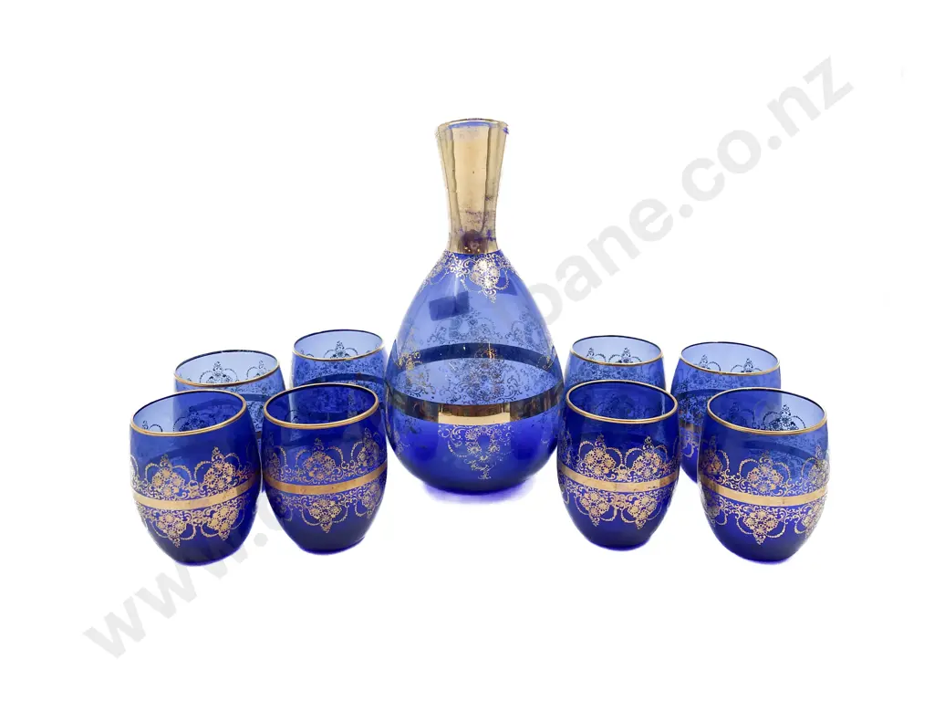 Venetian Glass Carafe & Eight Glasses Image 1++