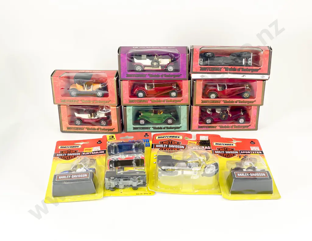 8 Matchbox Models of Yesteryear Window Woodgrain Boxed and 4 1-75 Series Image 1++