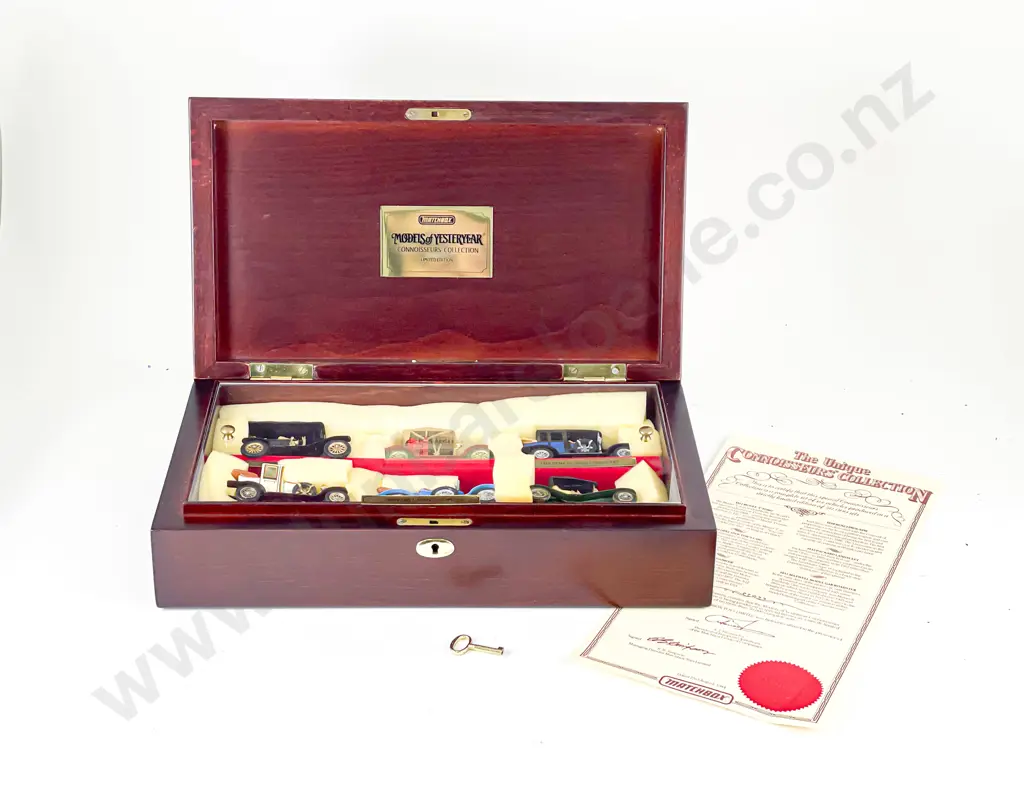 Matchbox YY60 Connoisseurs Collection Ltd Ed No F0675 Image 1++