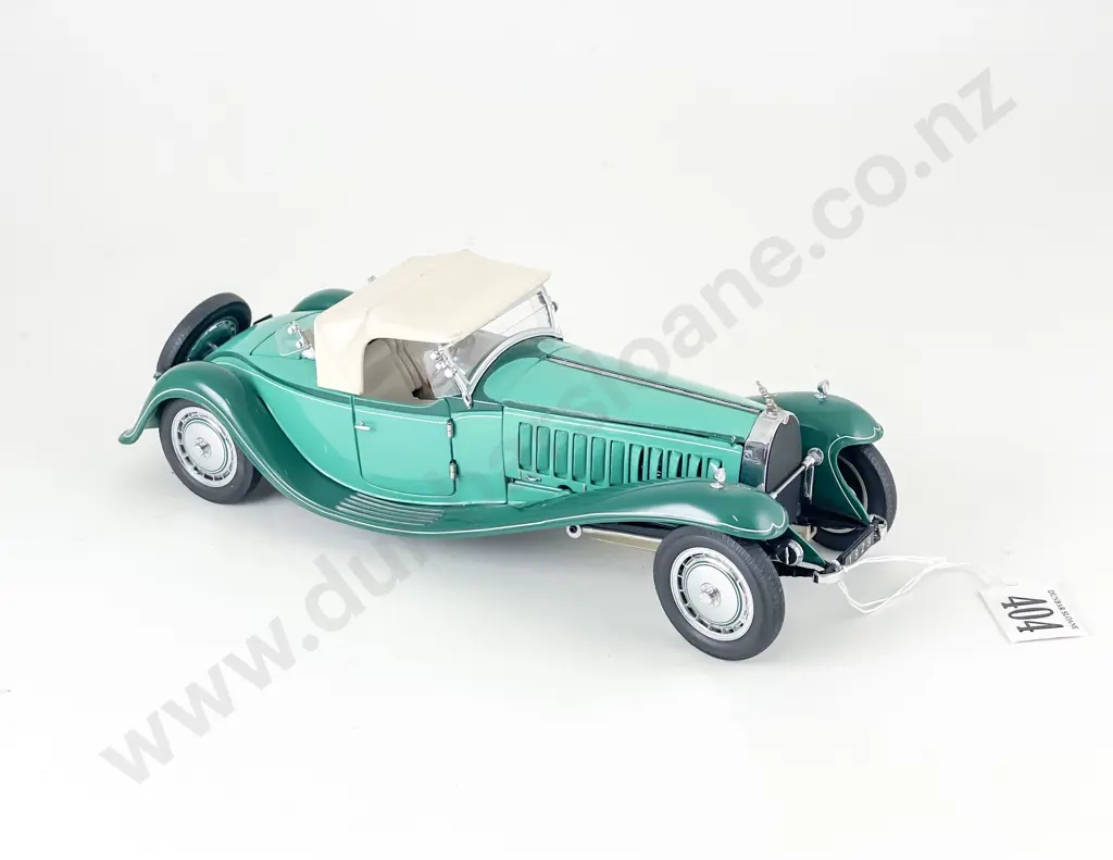 Franklin Mint 1929 Bugatti Type 41 Royale Roadster - unboxed Image 1++