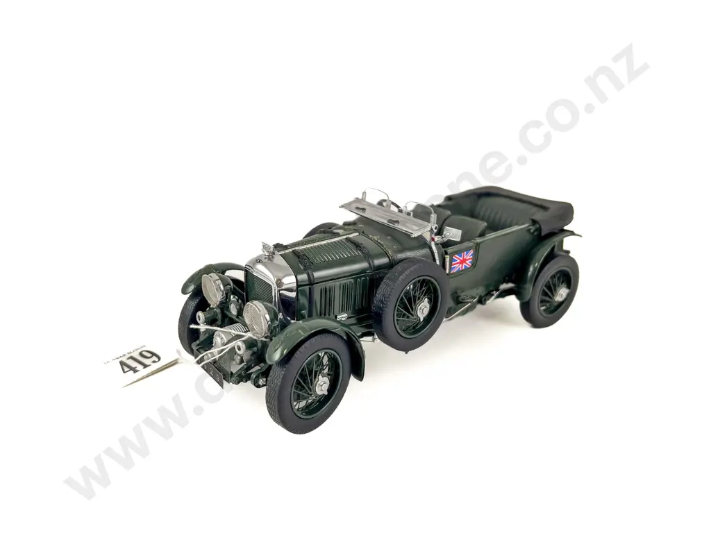 Two Franklin Mint Models Image 1++