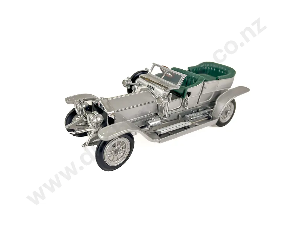 Two Franklin Mint Models Image 1++