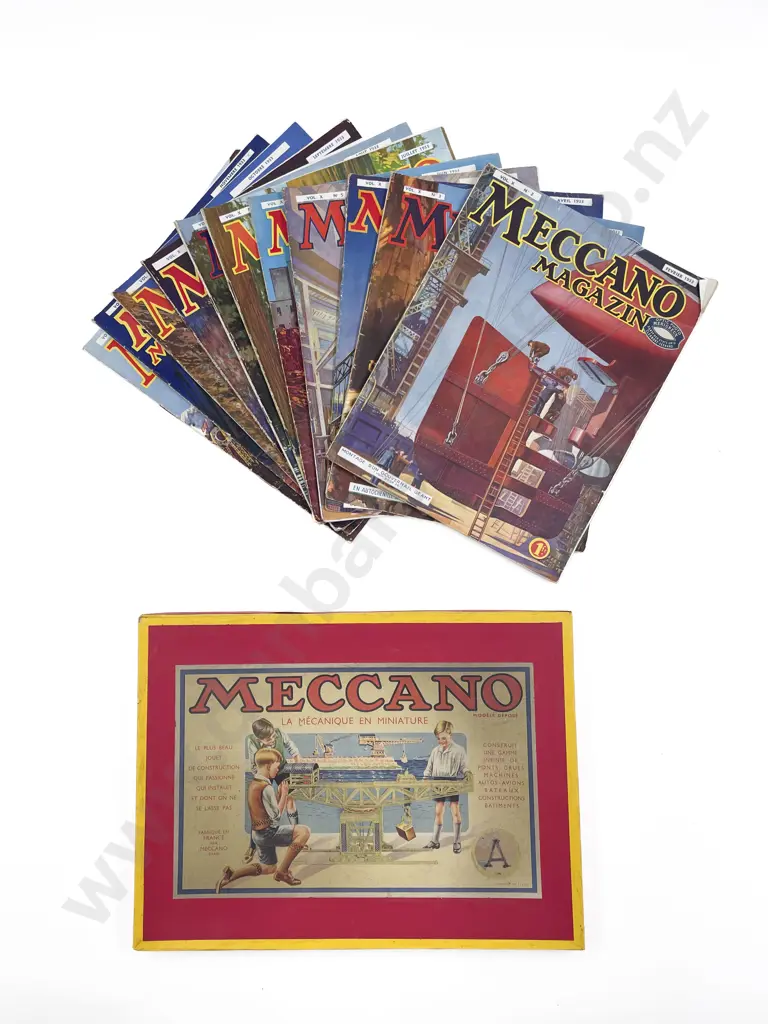 Vintage French Meccano and Magazines with two toy reference Image 1++