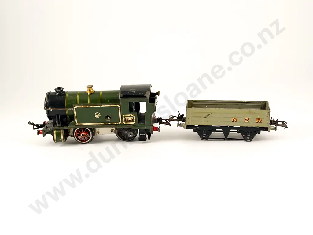 Collection Hornby Clockwork Railway with NZR open wagon and GWR Tank Engine Image 1++