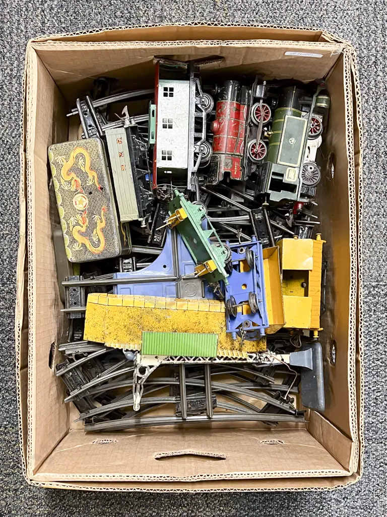Collection Hornby Clockwork Railway with NZR open wagon and GWR Tank Engine Image 1++