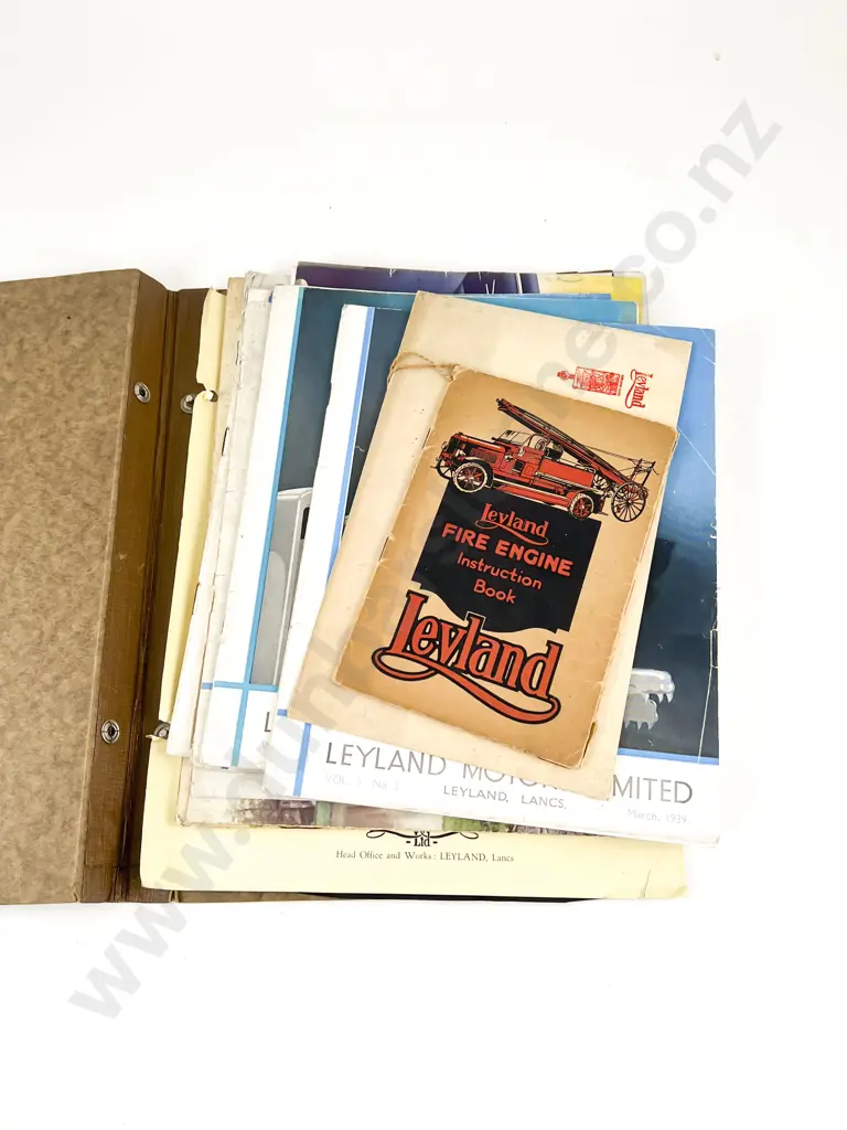 Collection Vintage Leyland Vehicle Advertising and Catalogues Image 1++