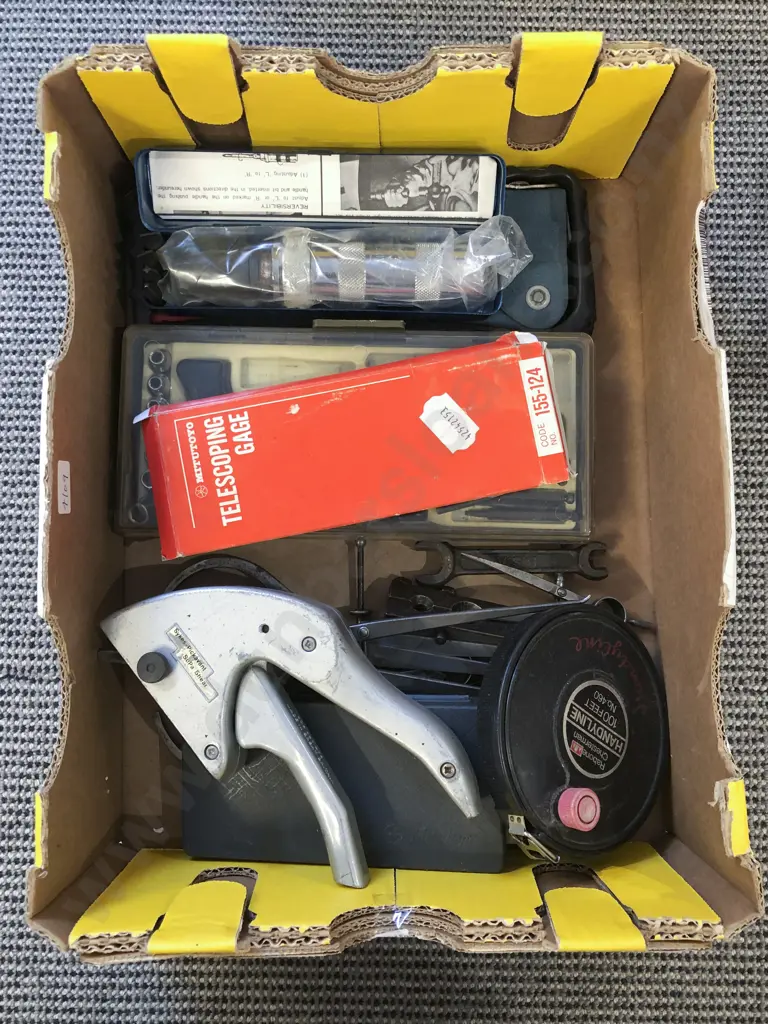 Box of Assorted Vintage Tools & Accessories Image 1++