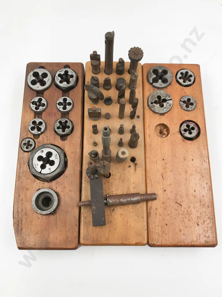 Box of Assorted Vintage Drill Bits etc Image 1++