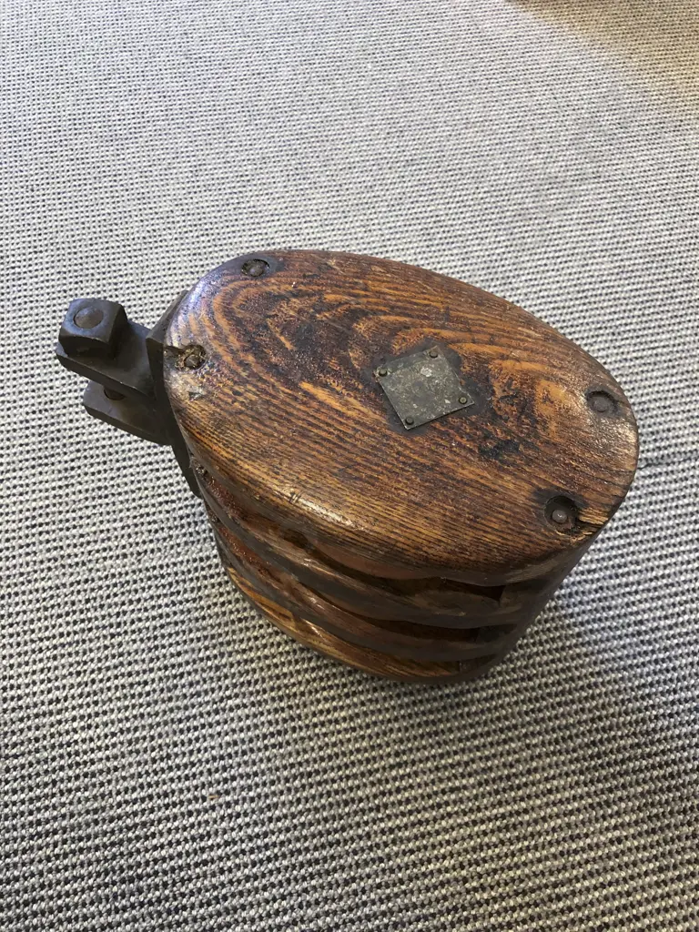 Vintage Wooden Block & Tackle Image 1++