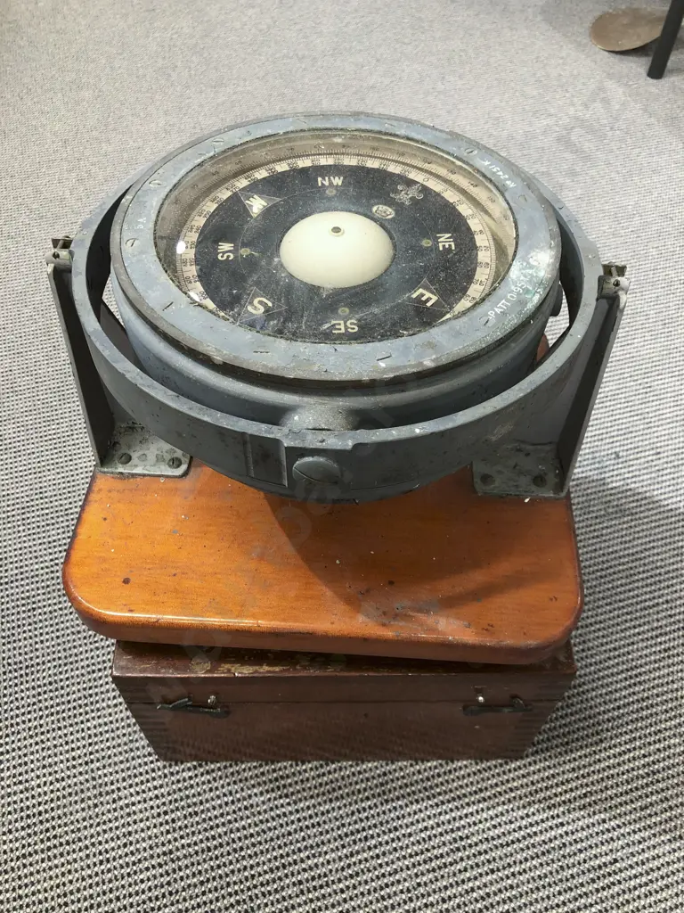 Vintage Ships Compass Image 1++