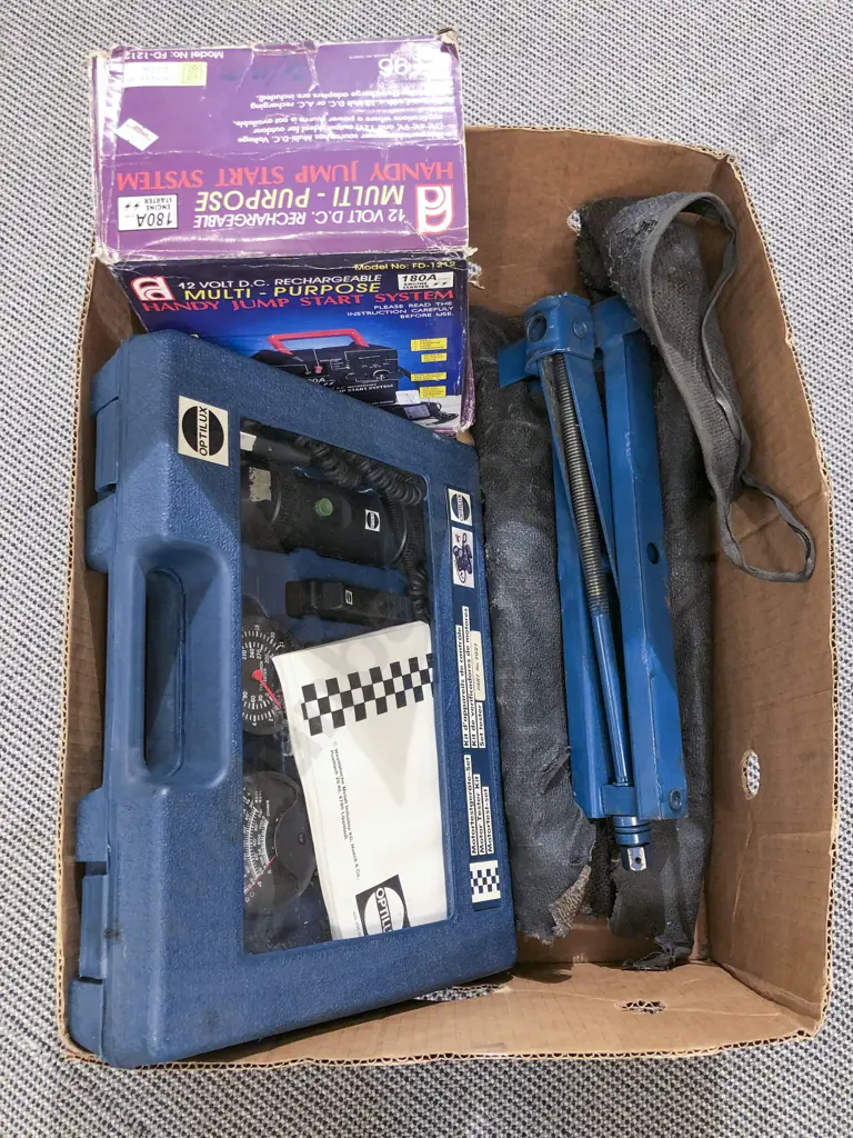 Assorted Car Accessories incl Cased Motor Tester Set Image 1++