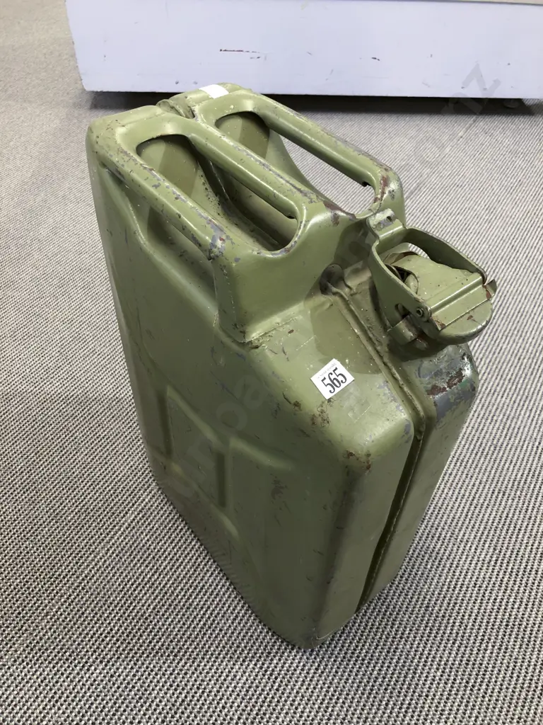 Vintage Jerry Can Image 1++