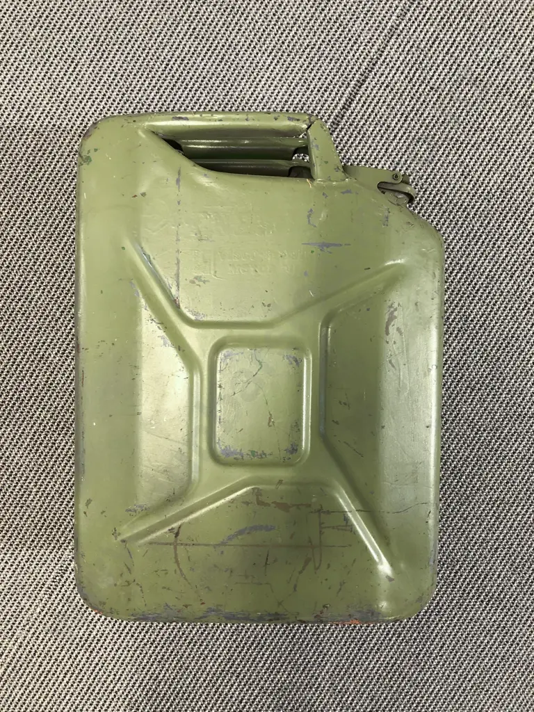 Vintage Jerry Can Image 1++