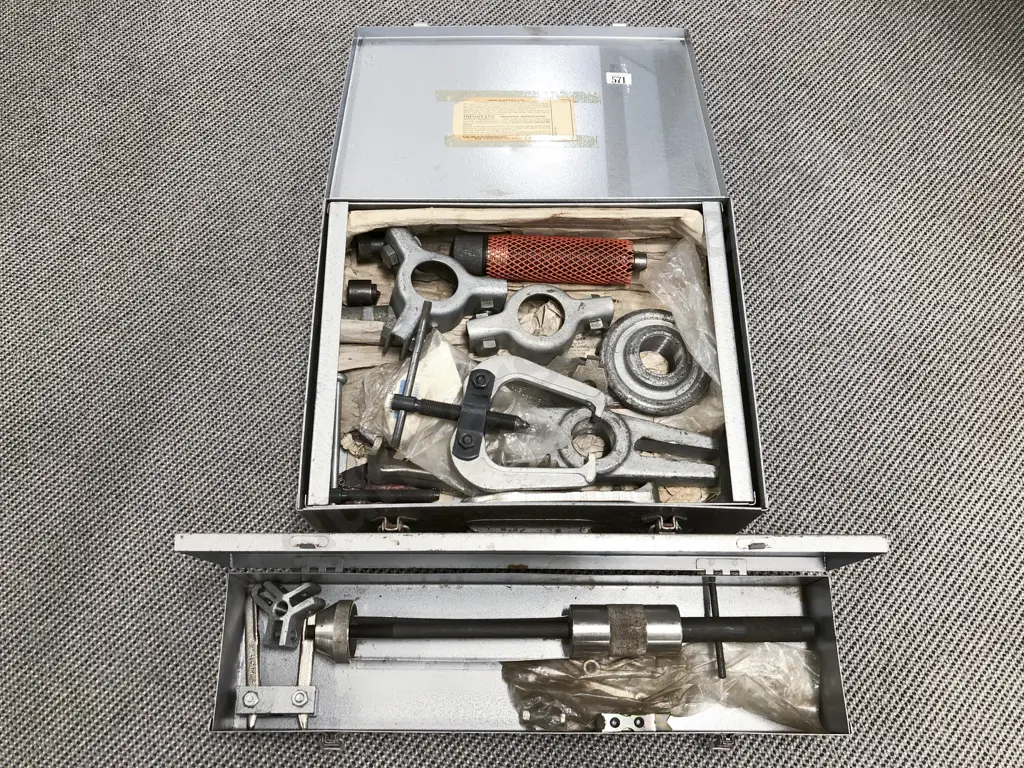 Quantity of Assorted Sykes-Pickavant Ltd Tool Parts & Accessories Image 1++