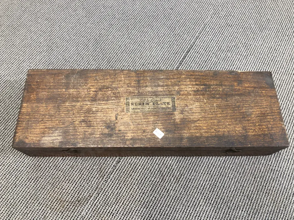 Vintage American Tap & Die Set in Wooden Case Image 1++
