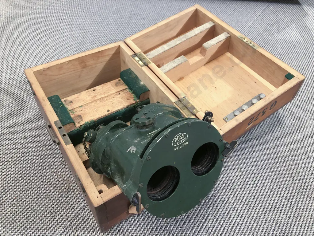 Military Ross London Binocular Gun Sight Patt G372 in Case Image 1++