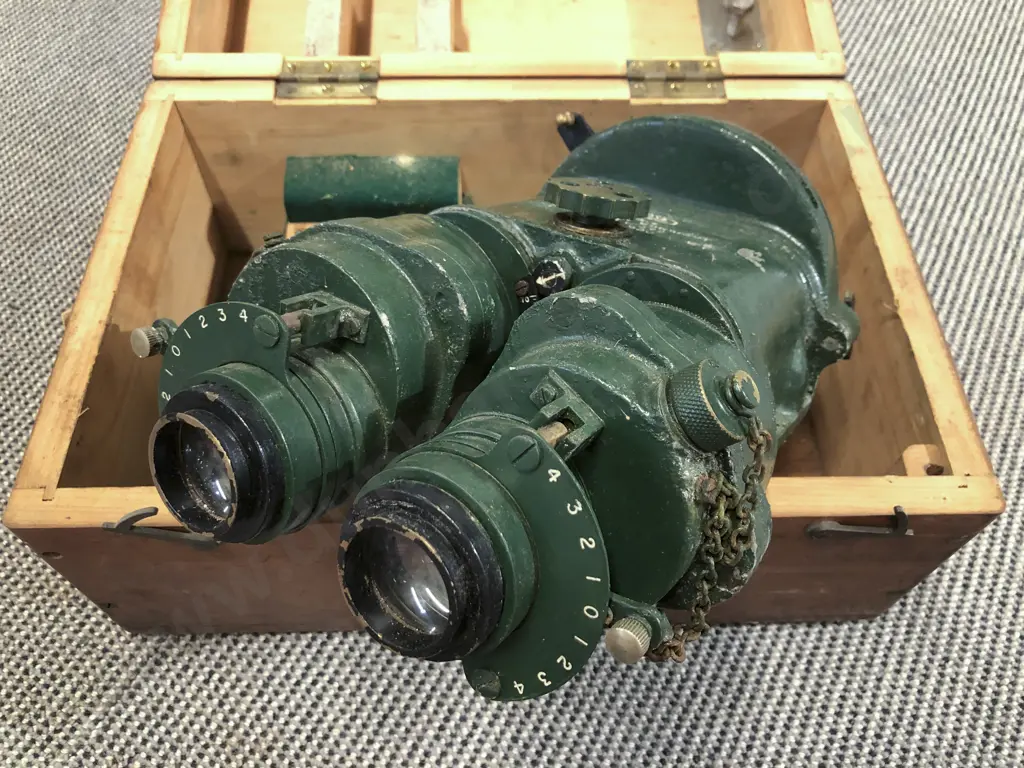 Military Ross London Binocular Gun Sight Patt G372 in Case Image 1++