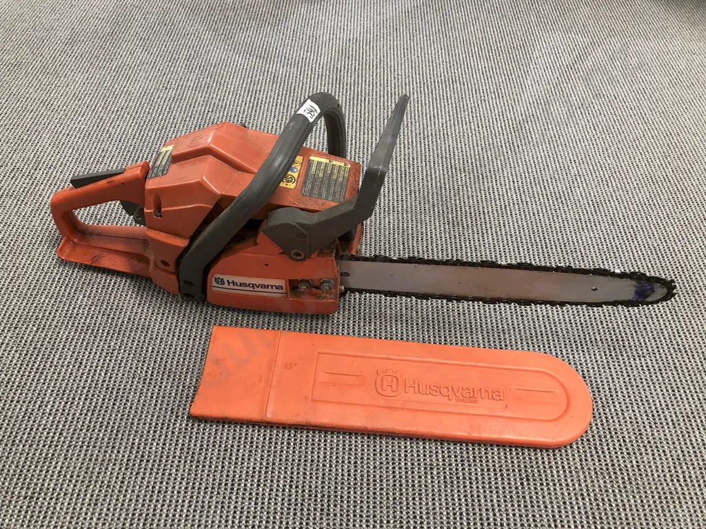 Husqvarna Petrol Chainsaw Image 1++