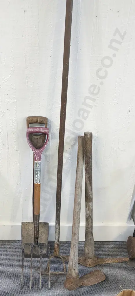 Stack of Assorted Garden Tools etc Image 1++
