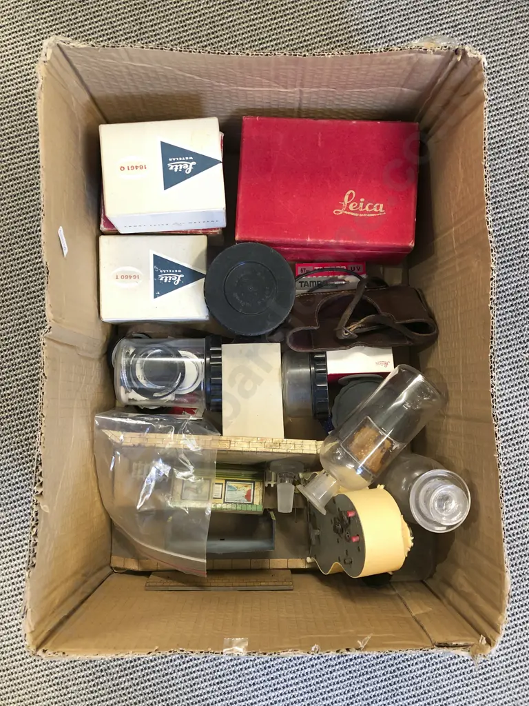 Box of Assorted Camera Accessories etc Image 1++