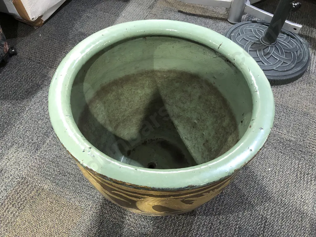 Dragon Decorated Garden Pot Image 1++