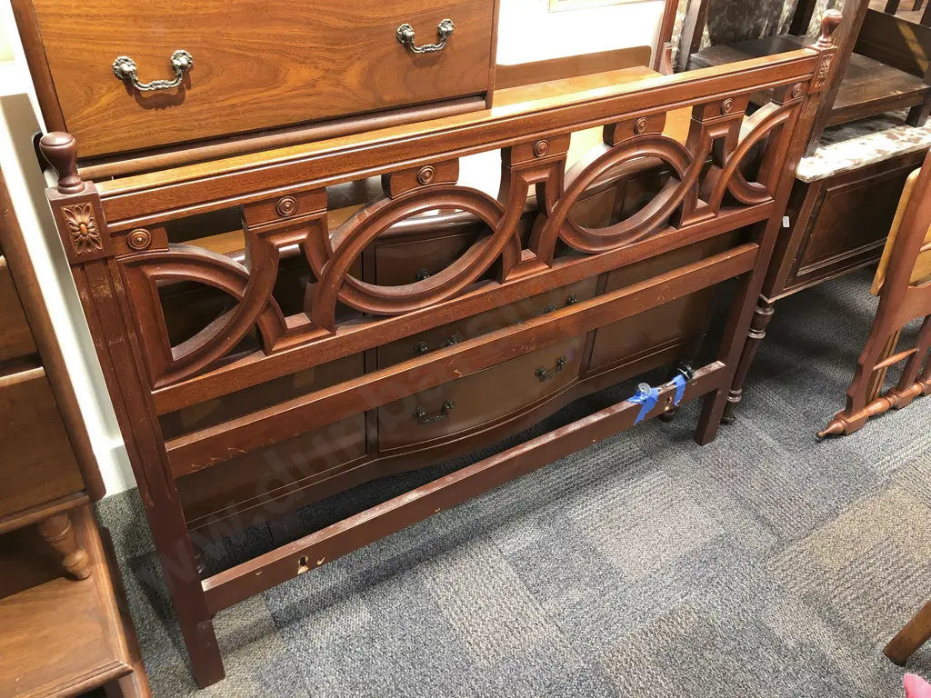 Mahogany Bedroom Suite together with Sideboard & Entertainment Stand Image 1++