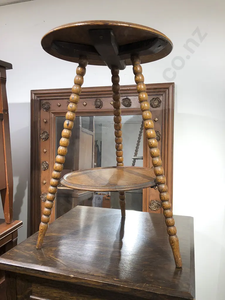 Oak Two Tier Wine Table with Bobbin Turned Legs Image 1++