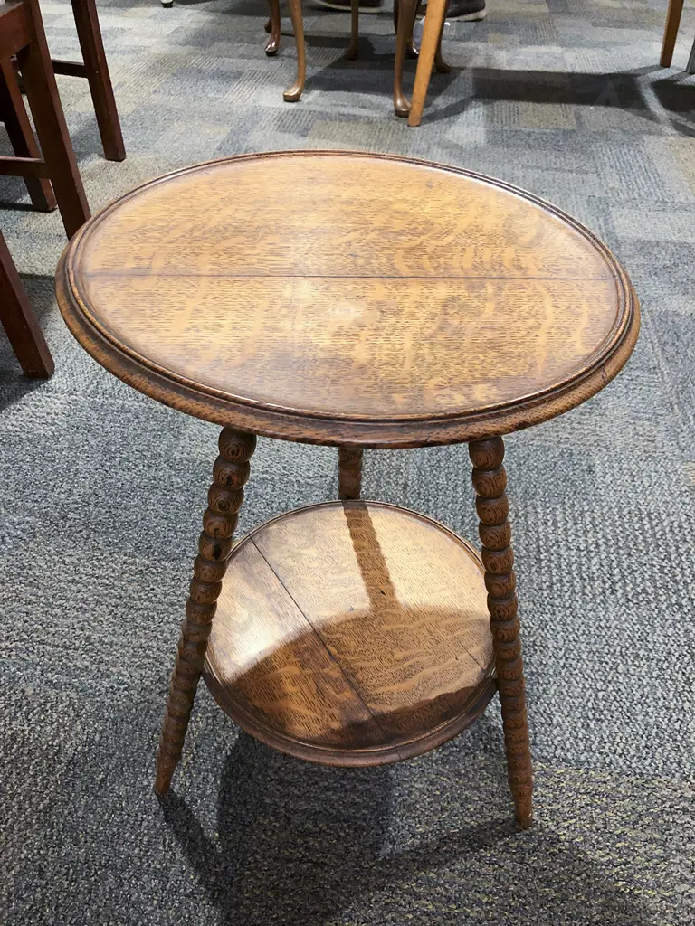 Oak Two Tier Wine Table with Bobbin Turned Legs Image 1++