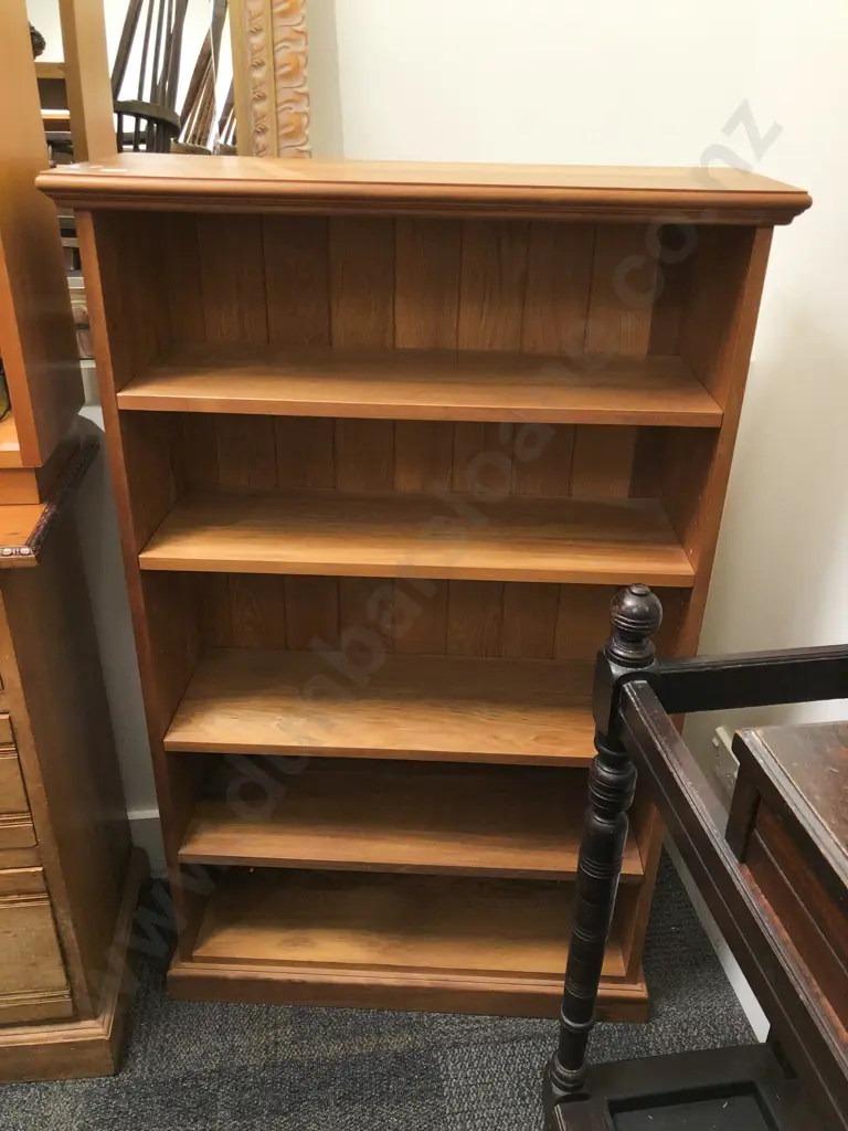 Slender Open Book Case Image 1++