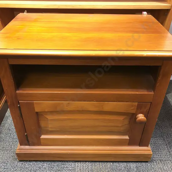 Rimu Side Cabinet