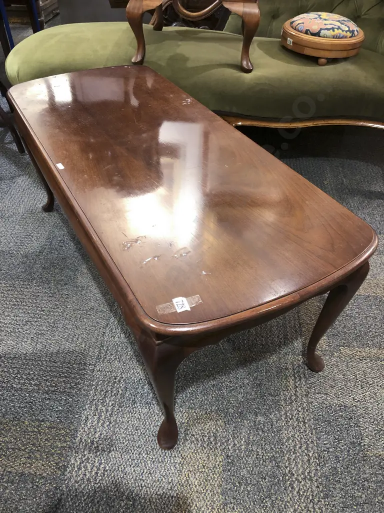 Mahogany Cabriole Leg Coffee Table Image 1++