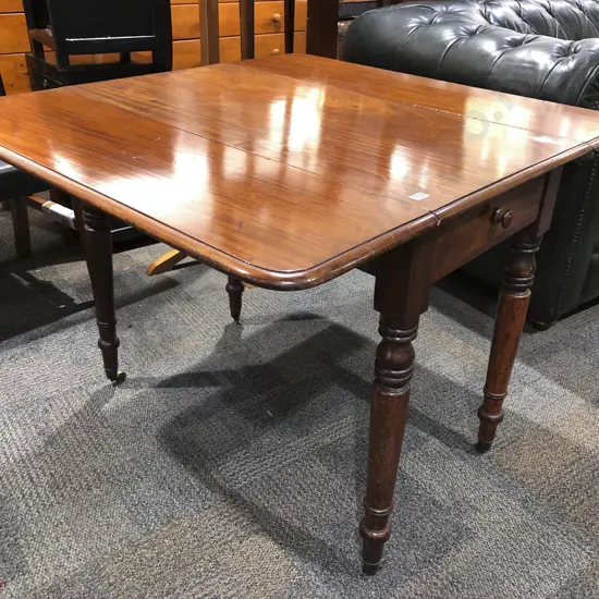 Antique Mahogany Pembroke Table