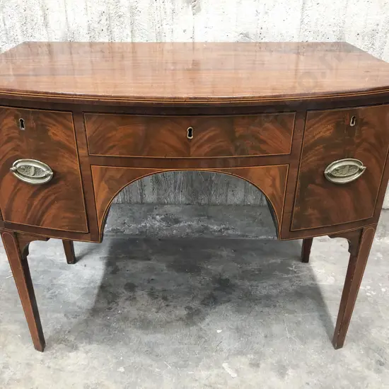 Regency Mahogany Small Proportion Bow Front Sideboard