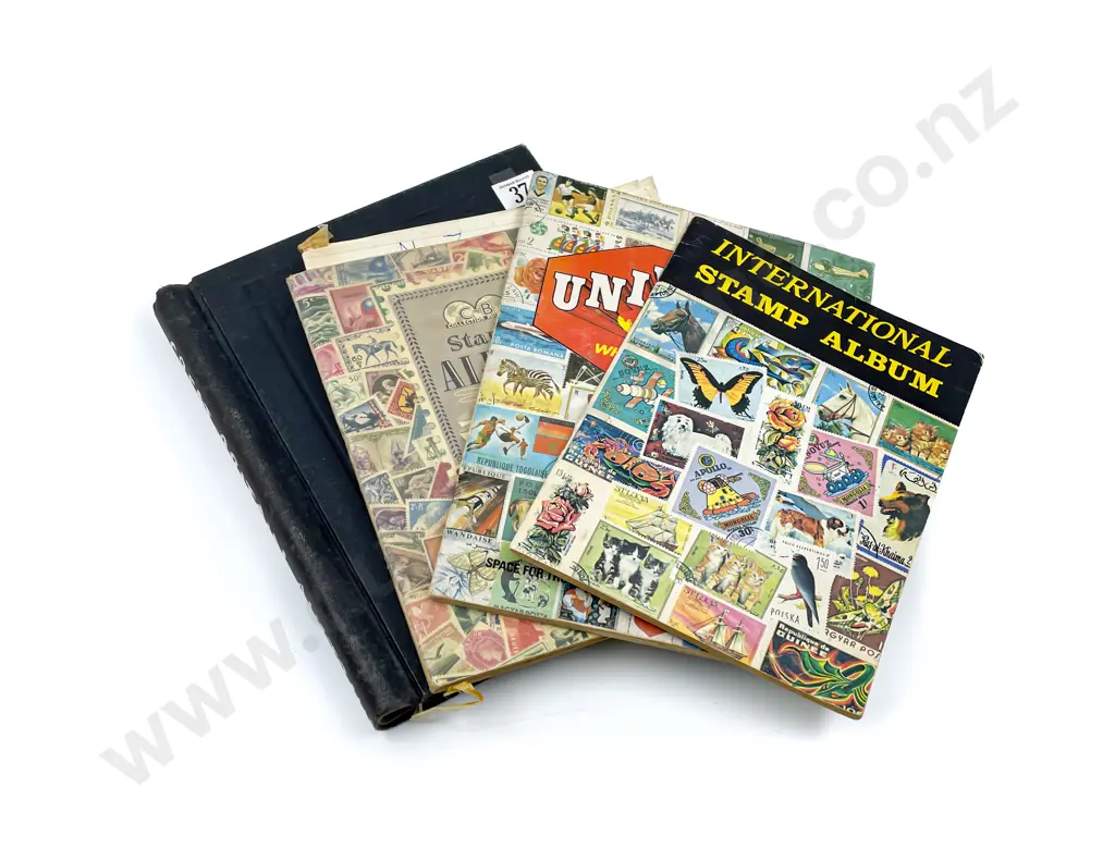 World Four Small Vintage Albums Image 1++