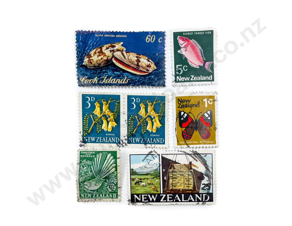 NZ Carton Qty Semi-Sorted Loose Stamps two World Albums and Reference Image 1++