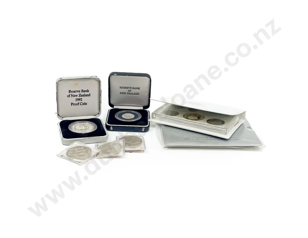 NZ 1989 Games Proof and Unc Coins Sets Unc $1 x4 and 1992 and 25Years Image 1++