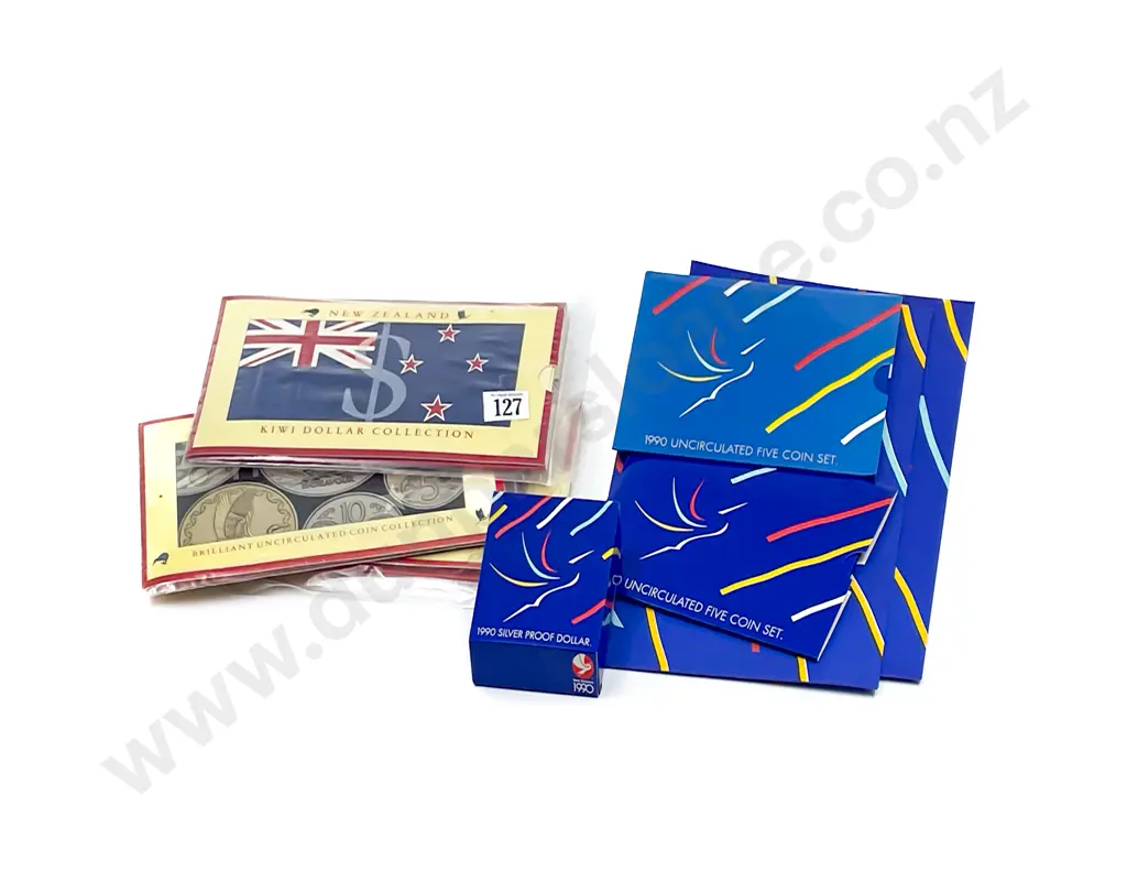 NZ 1990 Commemorative $10 Notes x2 Unc Coin Sets x2 Unc $1 Unc Five Coin Sets x2 Proof $1 Image 1++