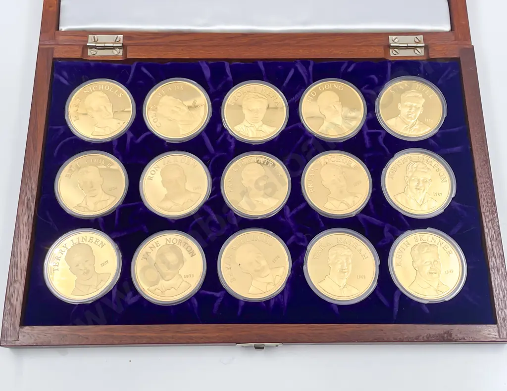 Birmingham Mint The New Zealand Rugby Hall of Fame 15 Proof Silver Gilt Medallions Image 1++