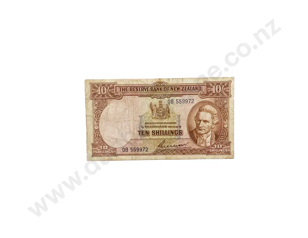 NZ Three Ten Shilling Bank Notes signed Hanna and other signed Wilson Image 1++