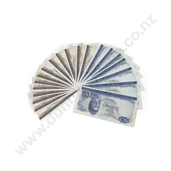 NZ 7 $10 and 13 $1 Bank Notes signed Hardie Knight and Wilks
