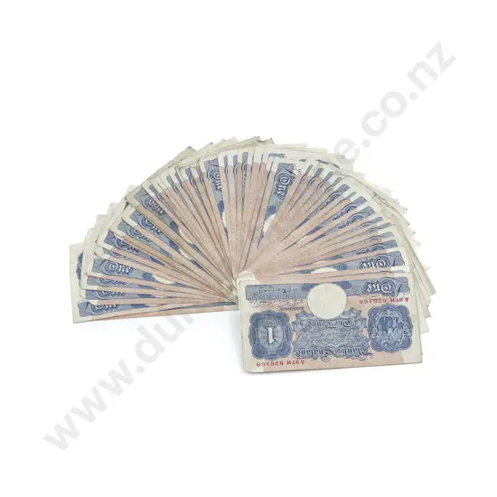 UK 1940- 1948 50 One Pound Emergency Wartime Issue Bank Notes