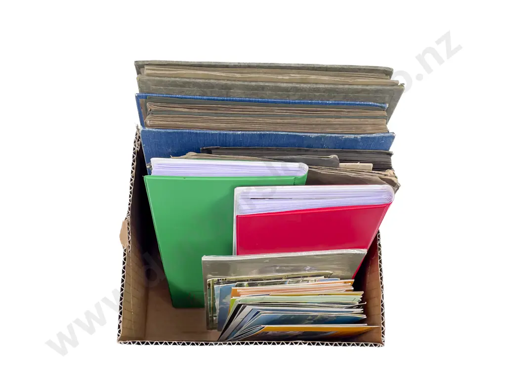 Three World Snapshot and Souvenir Albums with Various Postcards Image 1++
